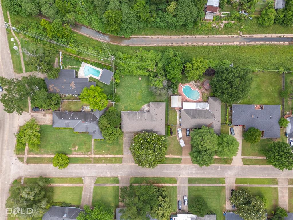 Shreveport, Louisiana 71105, United States, 3 Bedrooms Bedrooms, ,3 BathroomsBathrooms,Residential,Pending,119701