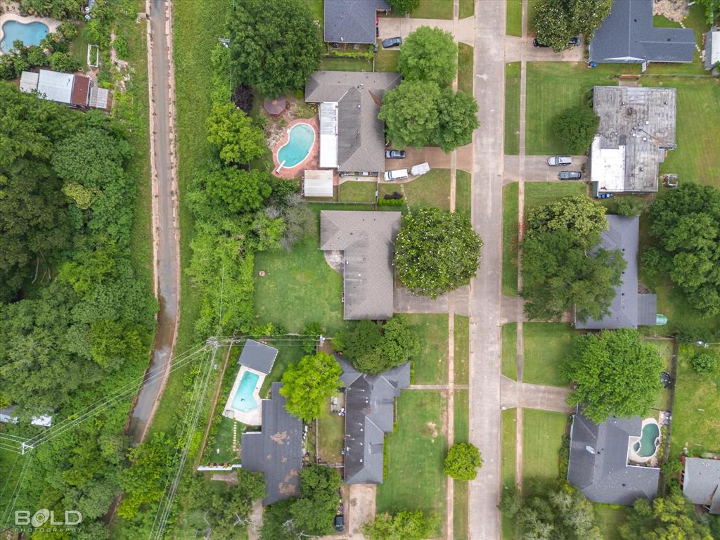 Shreveport, Louisiana 71105, United States, 3 Bedrooms Bedrooms, ,3 BathroomsBathrooms,Residential,Pending,119701