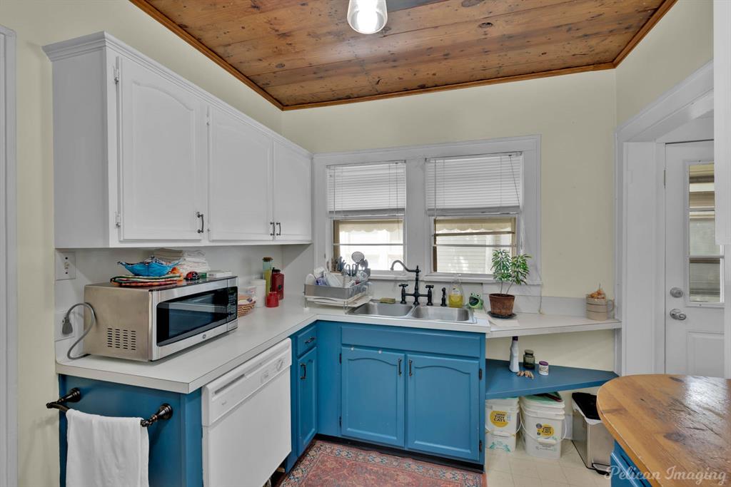 Shreveport, Louisiana 71104, United States, 3 Bedrooms Bedrooms, ,1 BathroomBathrooms,Residential,Pending,142276