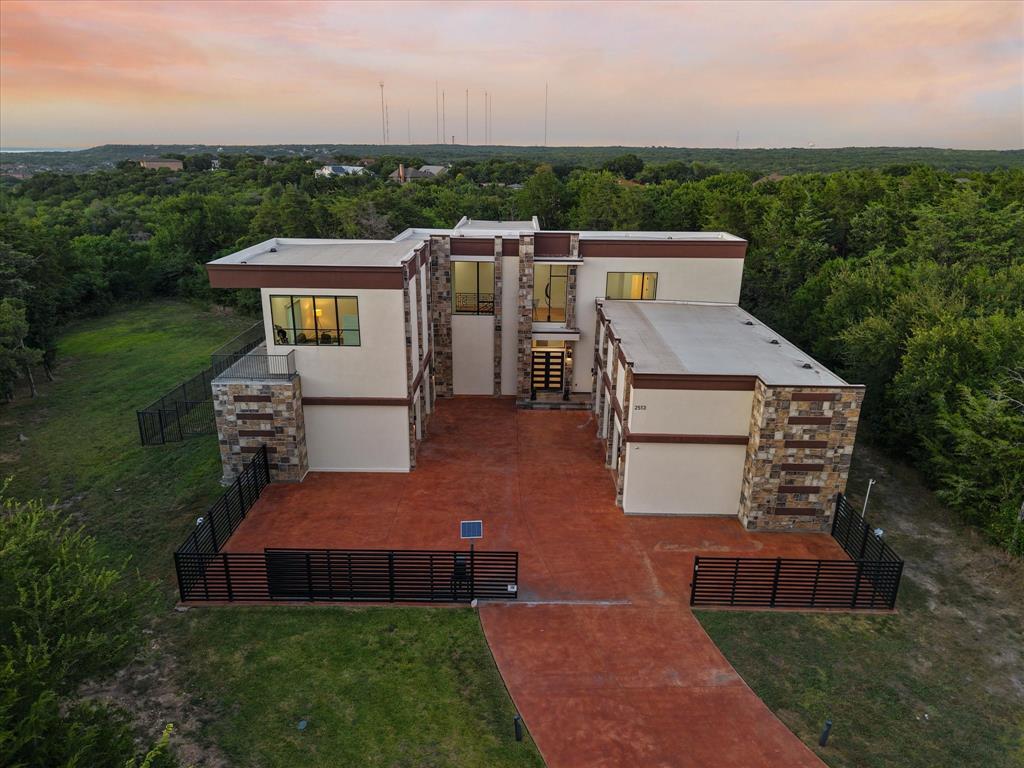 2513 Town View Drive 1792