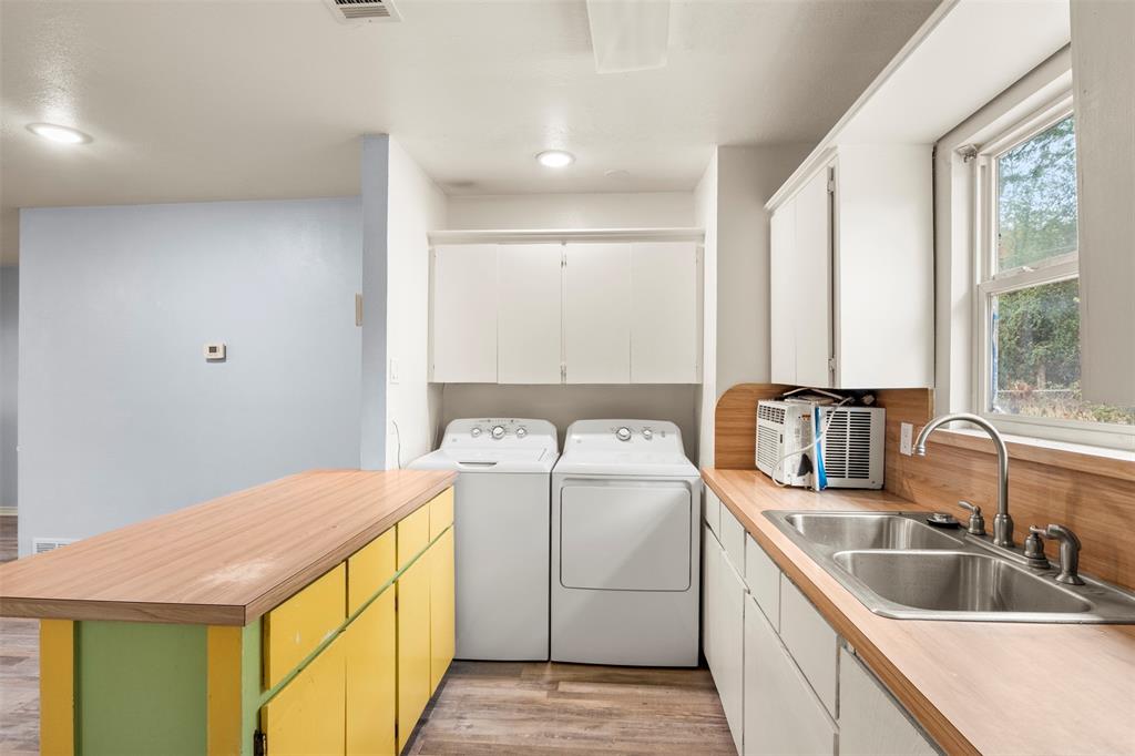 Cedarcrest Shores Estate - Residential