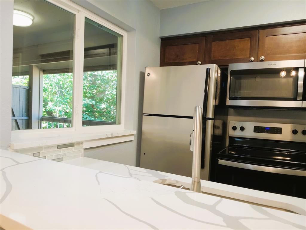 Arrangement Condo - Residential Lease