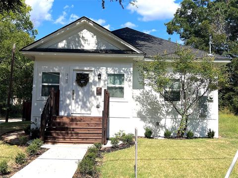 3400 Spence Street Dallas TX 75215