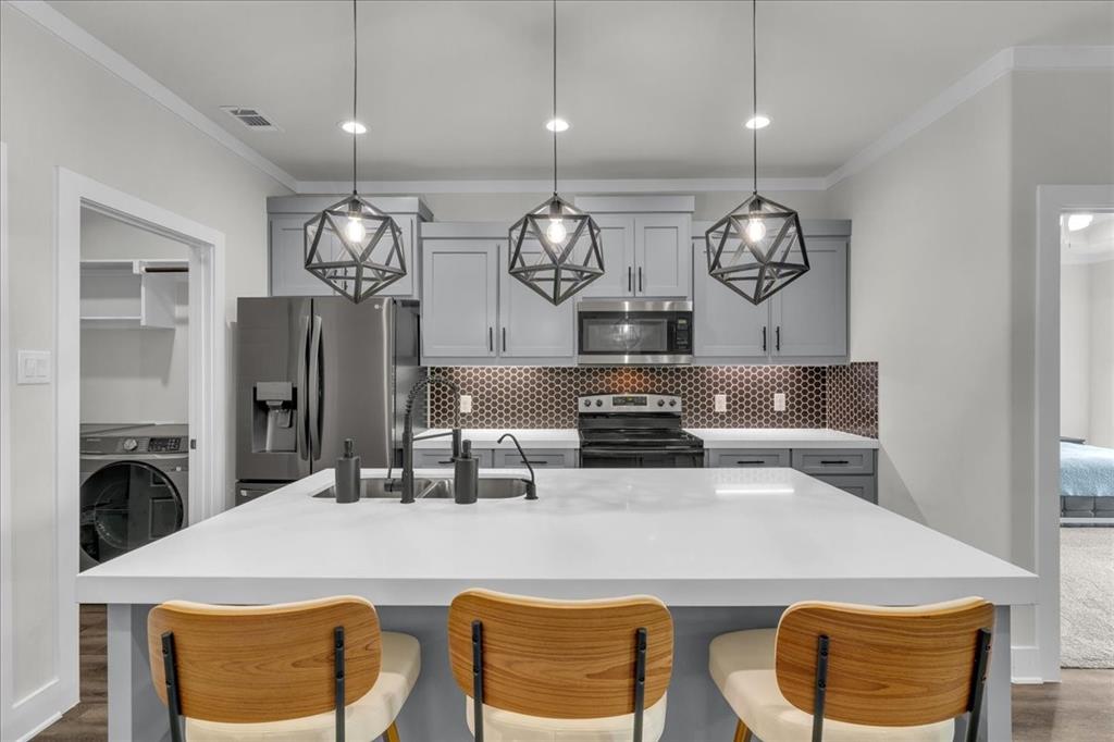 9228 Beckley View Avenue