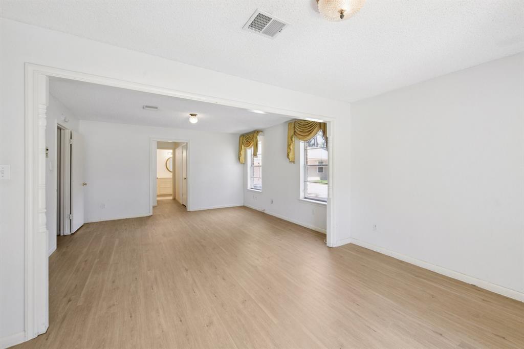 GREENWOOD FOREST - Residential Lease