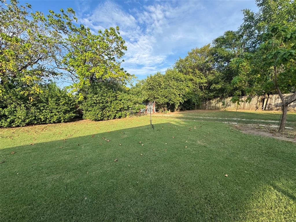 Tomas De La Vega - Residential