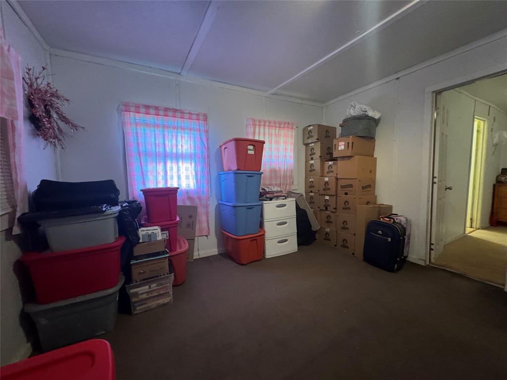 Tomas De La Vega - Residential