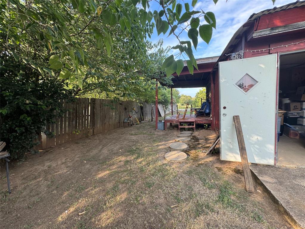 Tomas De La Vega - Residential