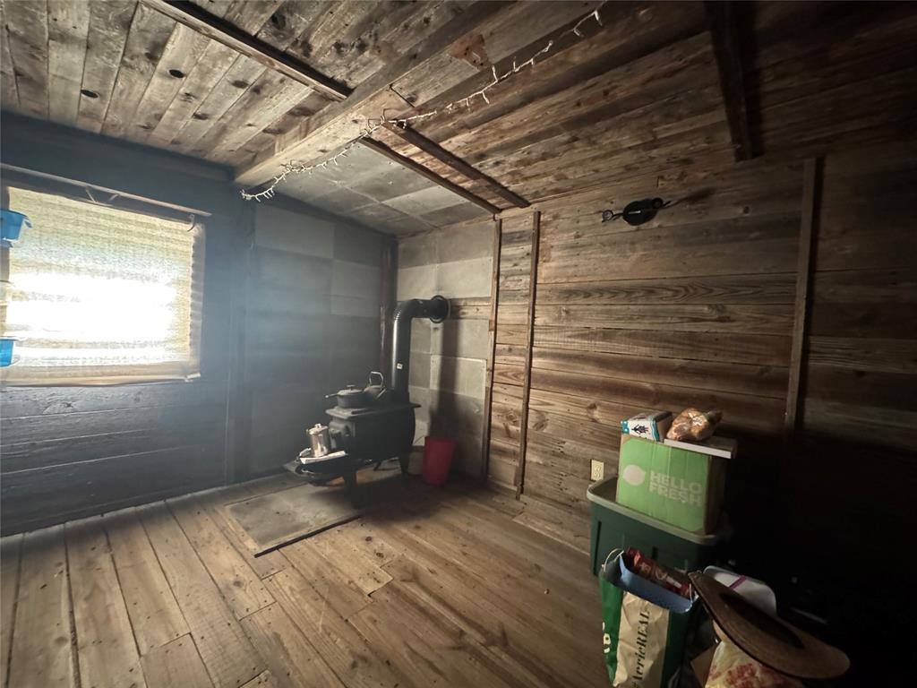 Tomas De La Vega - Residential