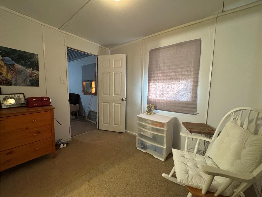 Tomas De La Vega - Residential