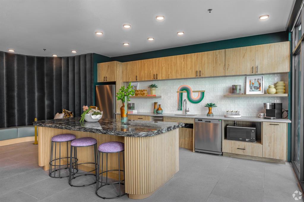 Uniti Bishop Arts - Residential Lease