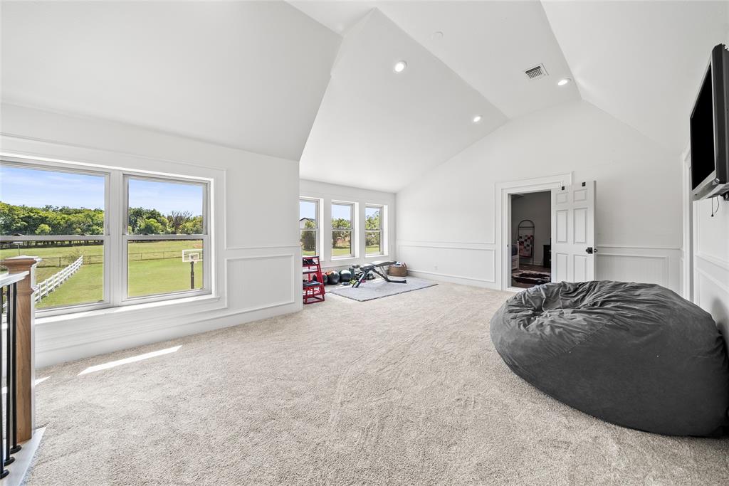 Hickory Hill Estate - Residential