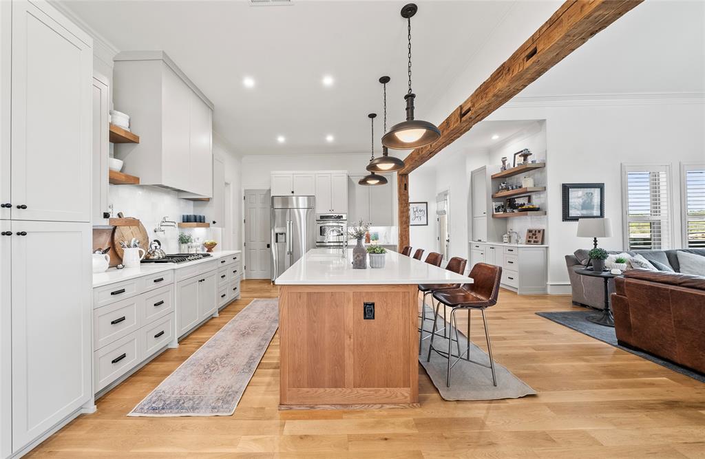 Hickory Hill Estate - Residential