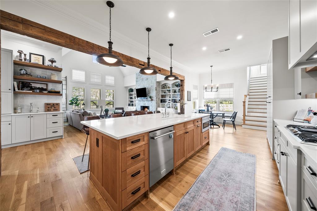 Hickory Hill Estate - Residential