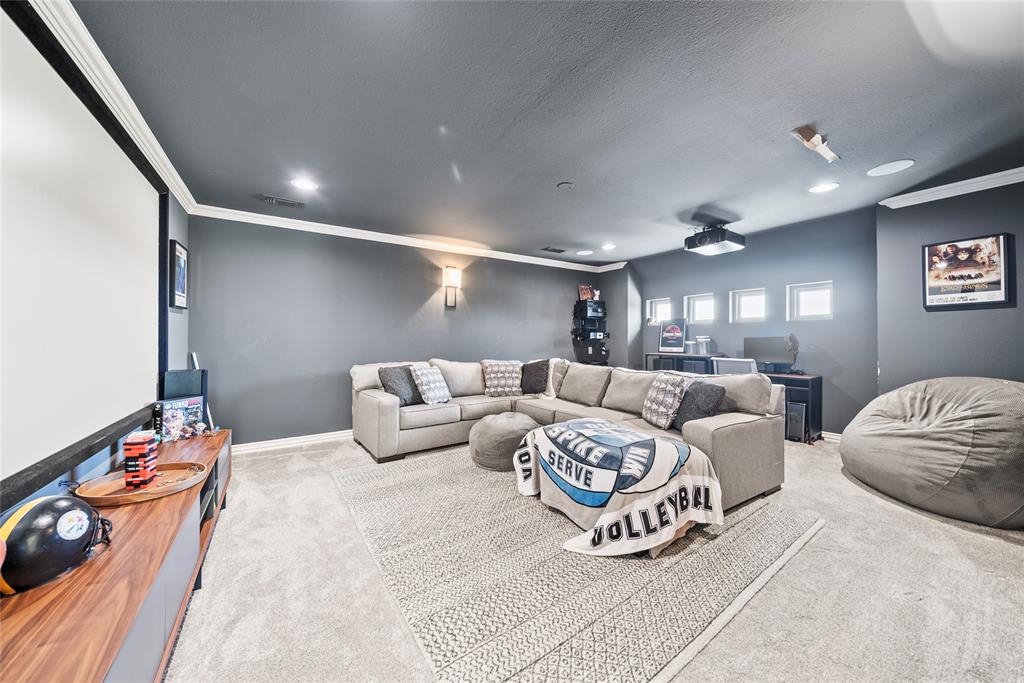 Hickory Hill Estate - Residential