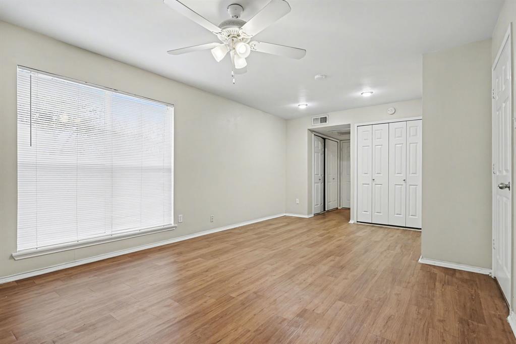 Paradiso Condo Ph 3 - Residential