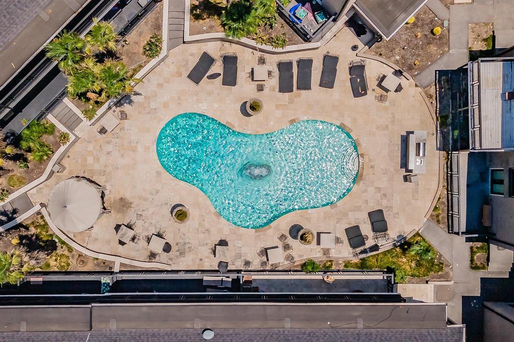 Paradiso Condo Ph 3 - Residential