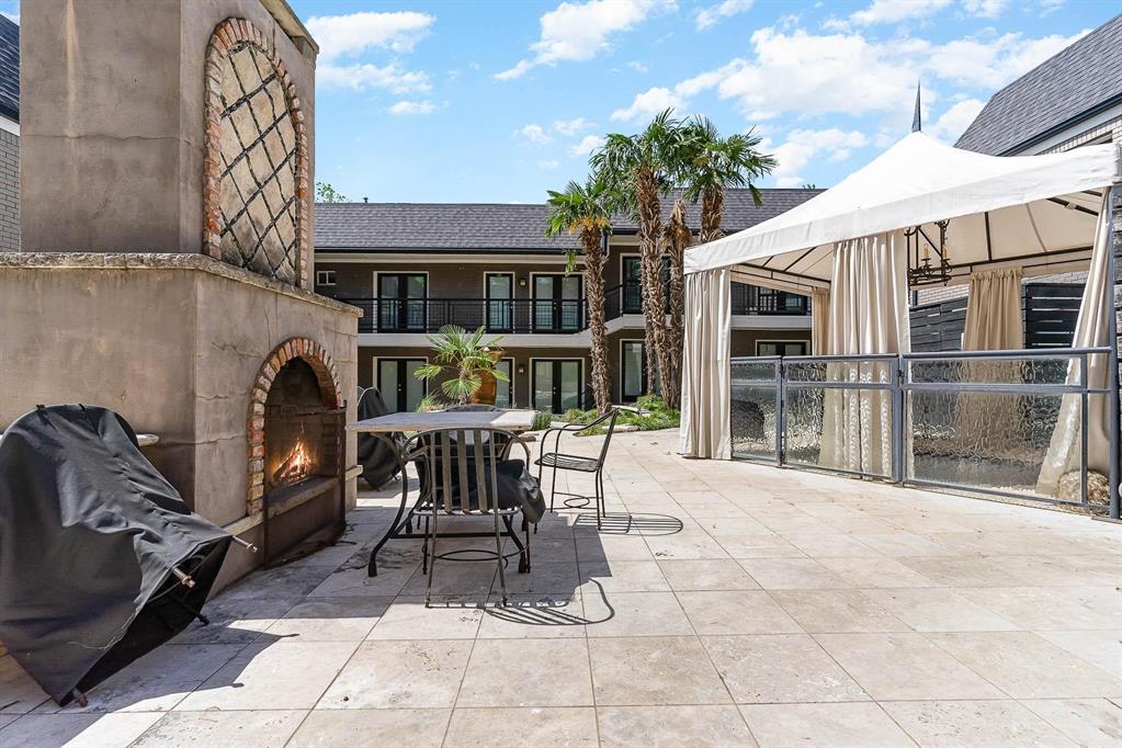 Paradiso Condo Ph 3 - Residential