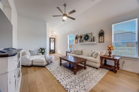 Photo of 1221 Newport Street, Sherman, TX 75090 (MLS # 21195311)