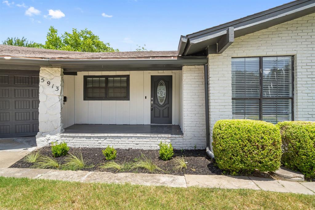 5913 Cynthia Circle