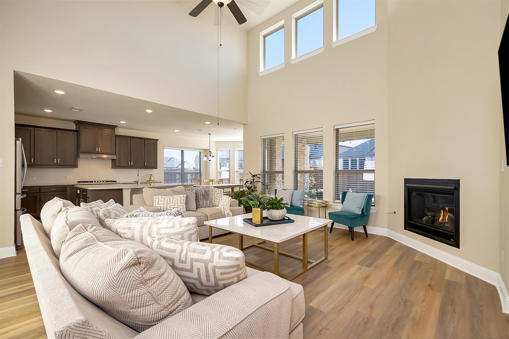 2103 Horizon Drive