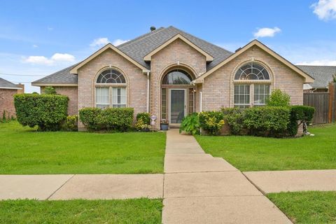 A home in Rowlett