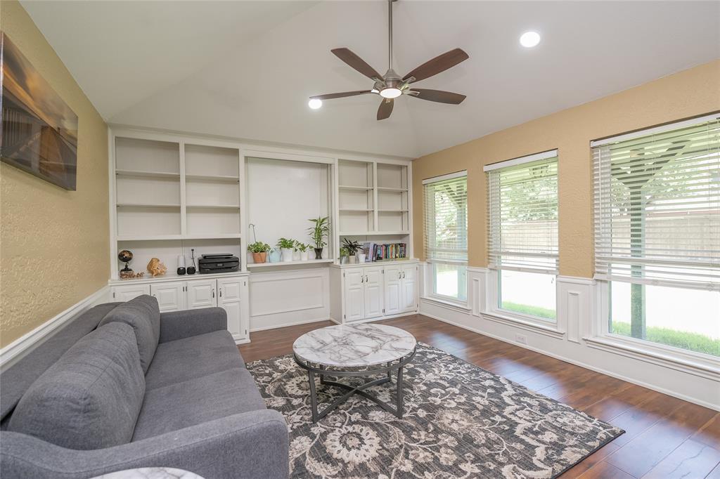 Meadows Sec 02 - Residential Lease