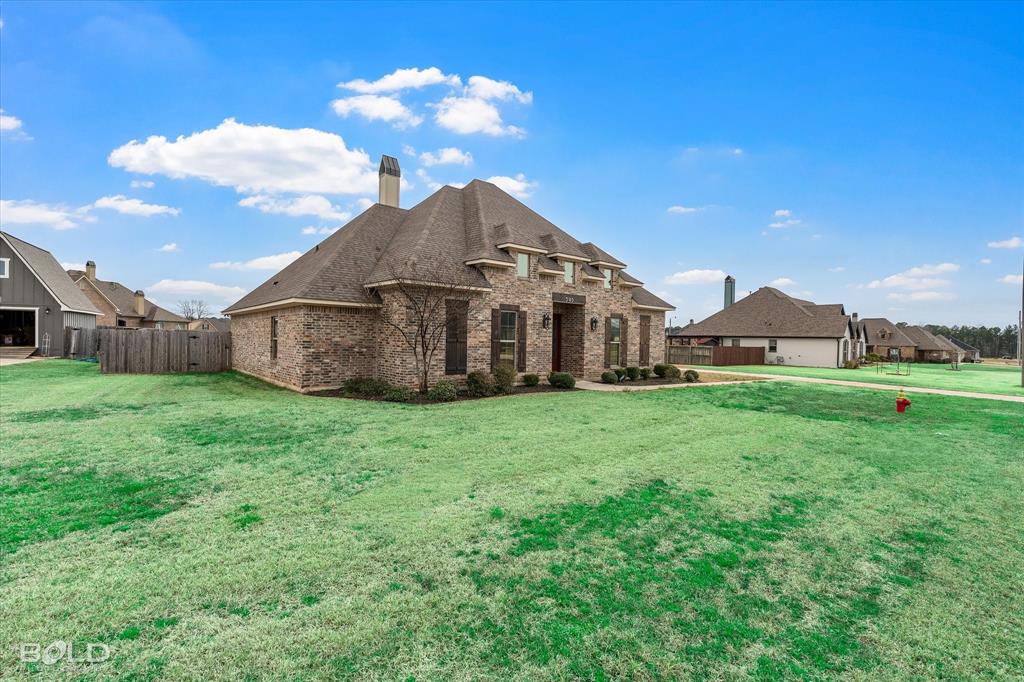 Haughton, Louisiana 71037, United States, 4 Bedrooms Bedrooms, ,2 BathroomsBathrooms,Residential,Pending,85849