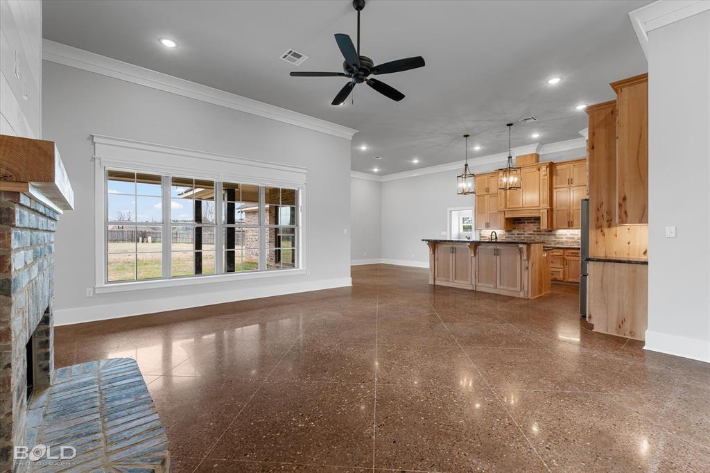 Haughton, Louisiana 71037, United States, 4 Bedrooms Bedrooms, ,2 BathroomsBathrooms,Residential,Pending,85849