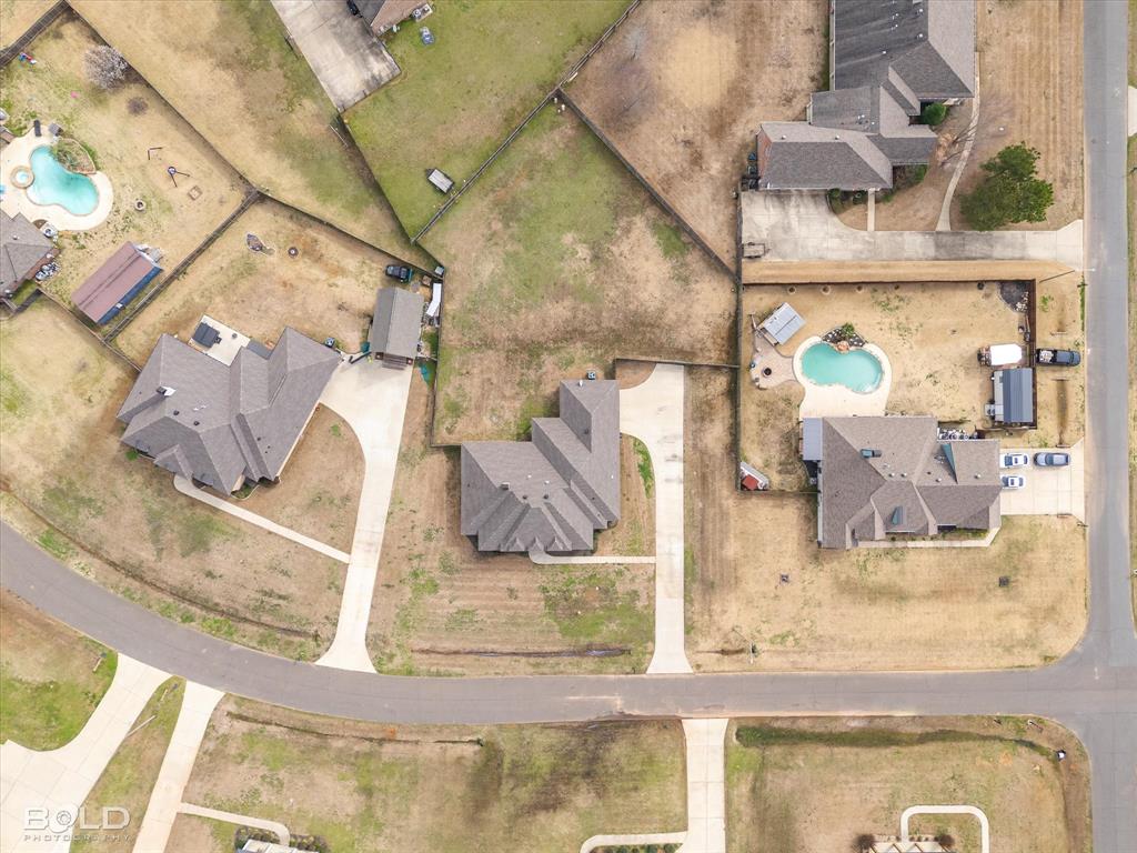 Haughton, Louisiana 71037, United States, 4 Bedrooms Bedrooms, ,2 BathroomsBathrooms,Residential,Pending,85849