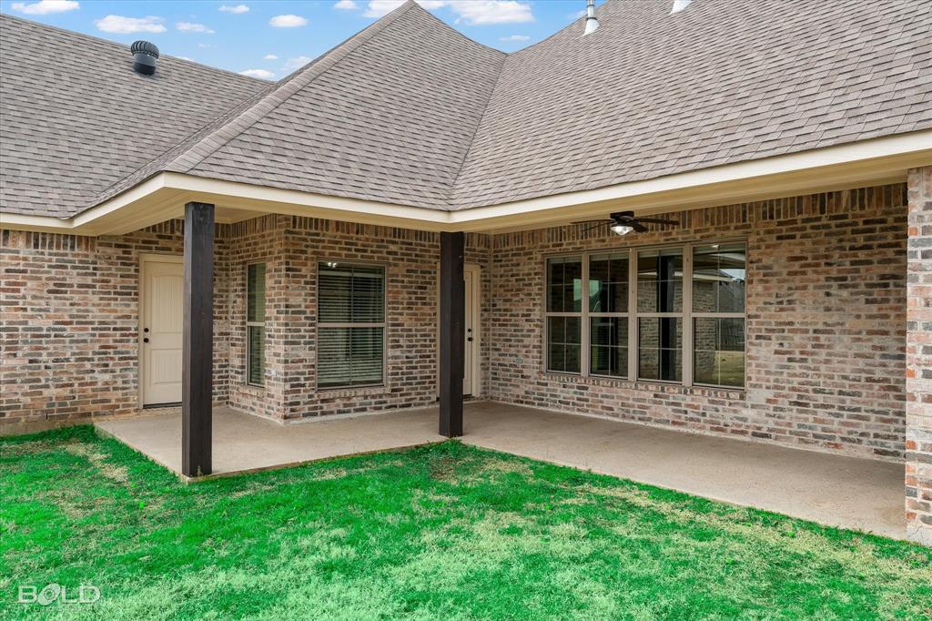 Haughton, Louisiana 71037, United States, 4 Bedrooms Bedrooms, ,2 BathroomsBathrooms,Residential,Pending,85849