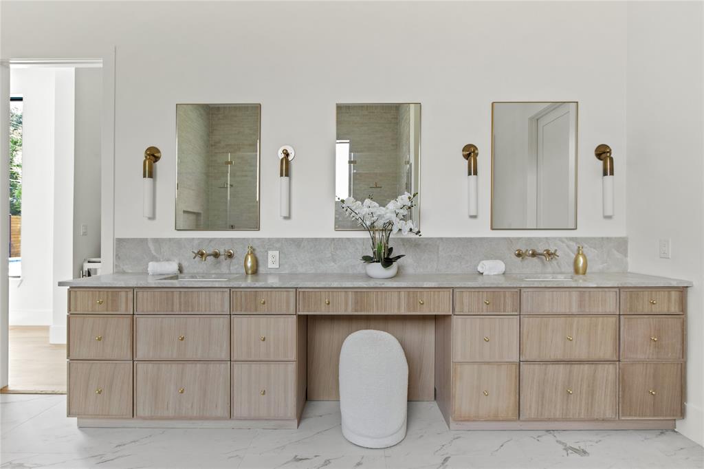 INWOOD ROAD ESTATES - Residential