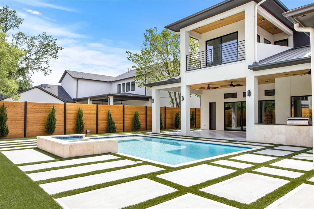 INWOOD ROAD ESTATES - Residential