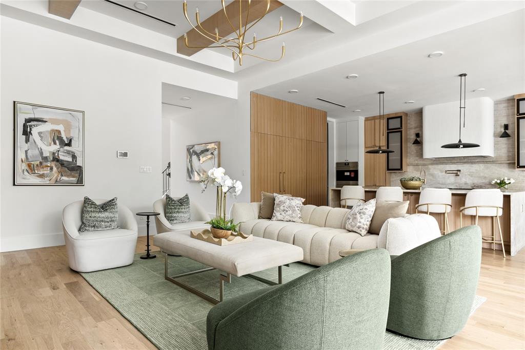 INWOOD ROAD ESTATES - Residential