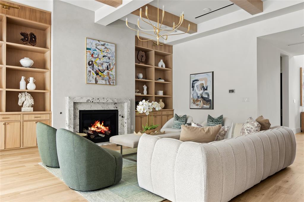 INWOOD ROAD ESTATES - Residential