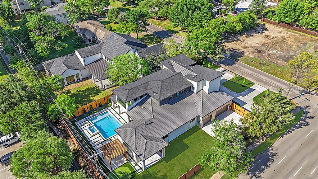 INWOOD ROAD ESTATES - Residential