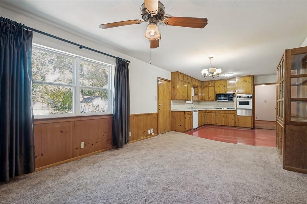 608 Woodcrest Drive
