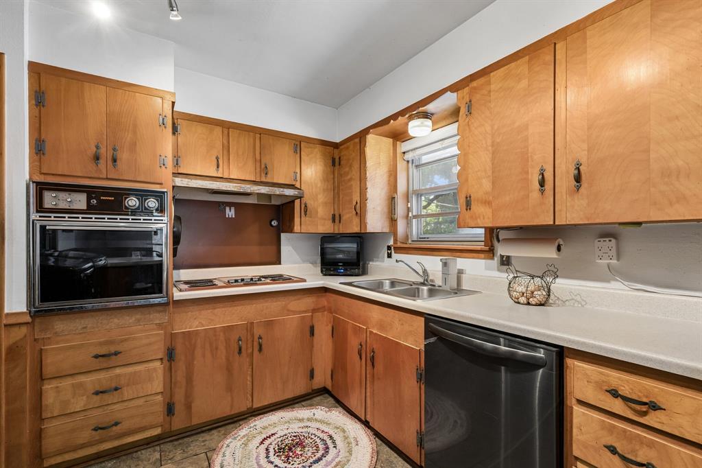 8031 Fall River Drive