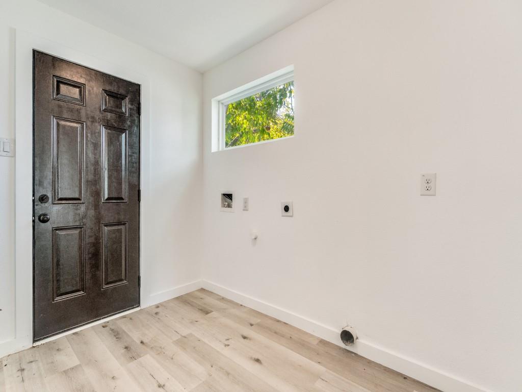 Deerpath Village 05 - Residential