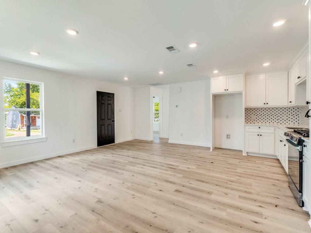 Deerpath Village 05 - Residential