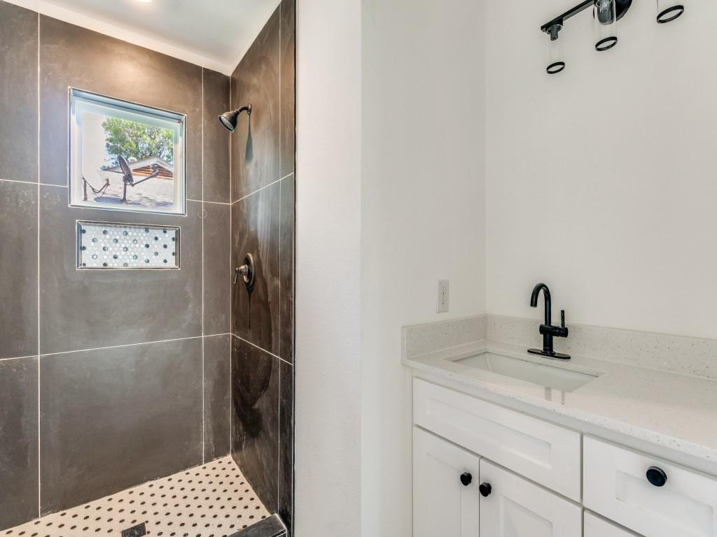 Deerpath Village 05 - Residential