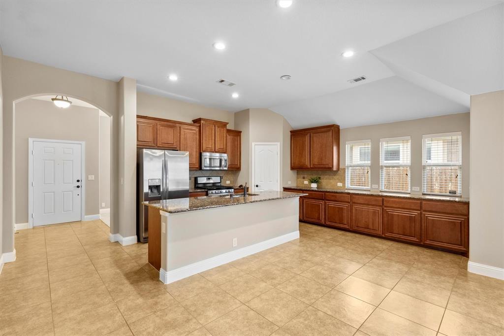 512 Salisbury Drive