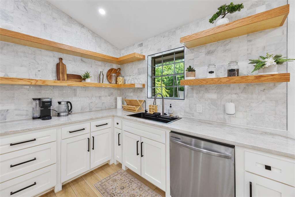 BRIARWOOD EAST NO 2 - Residential Lease