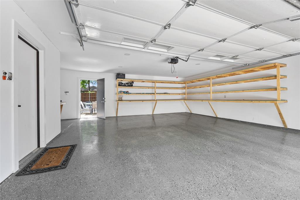 BRIARWOOD EAST NO 2 - Residential Lease