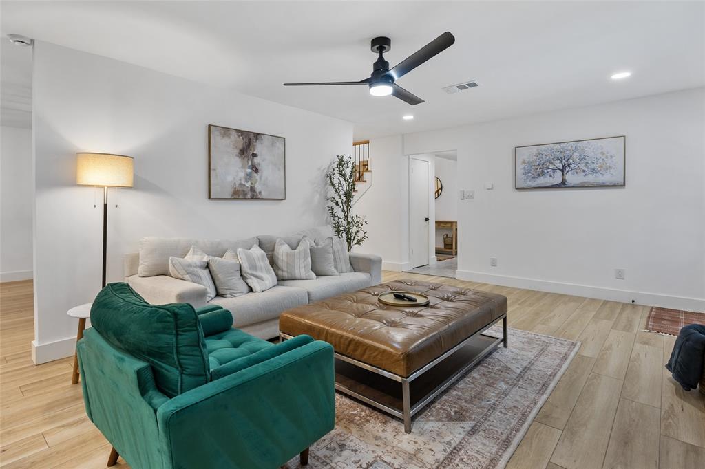 BRIARWOOD EAST NO 2 - Residential Lease