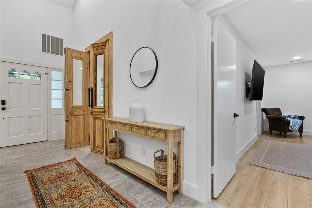 BRIARWOOD EAST NO 2 - Residential Lease