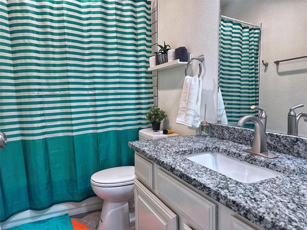 Parkwood Creek Condos - Residential