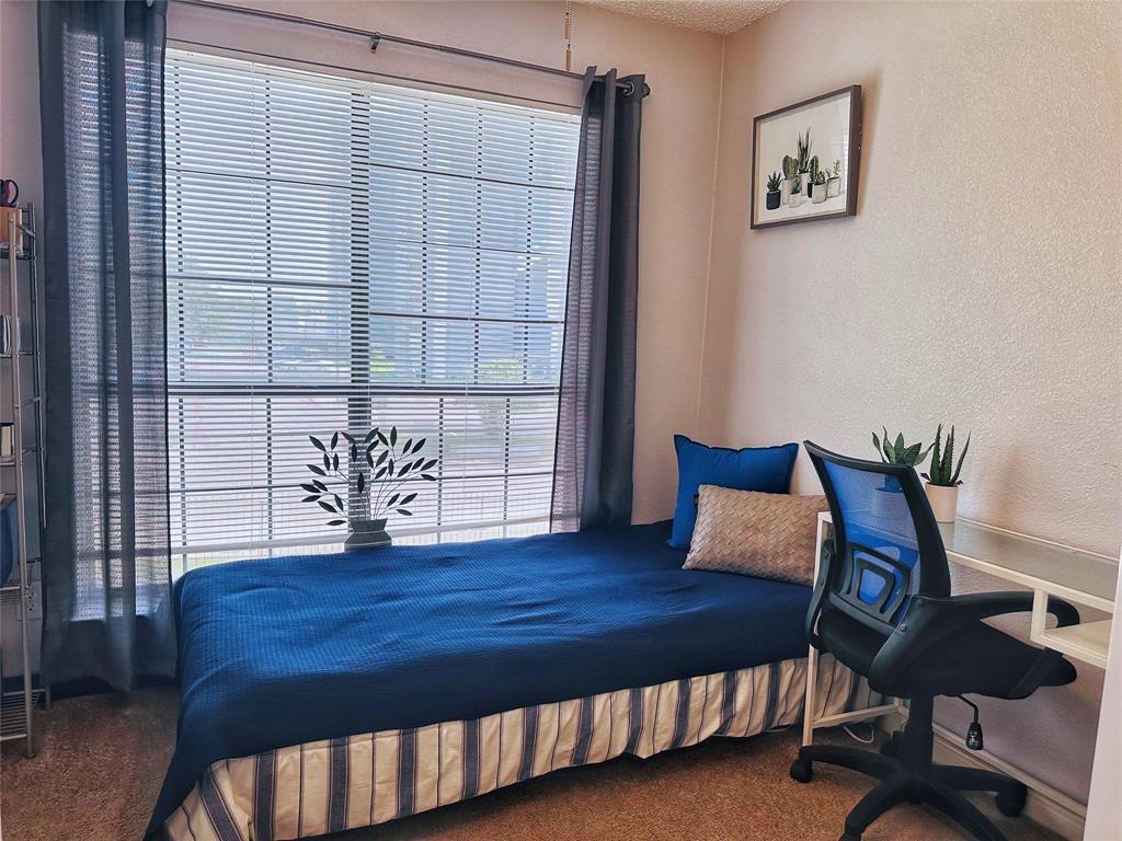 Parkwood Creek Condos - Residential