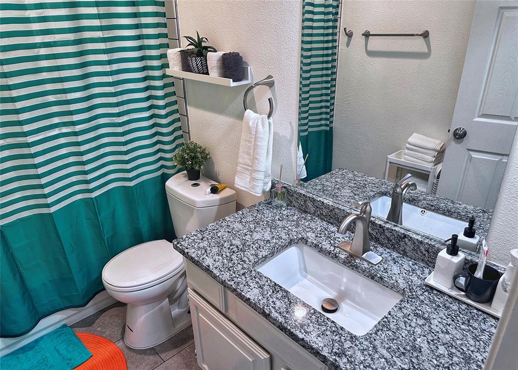 Parkwood Creek Condos - Residential