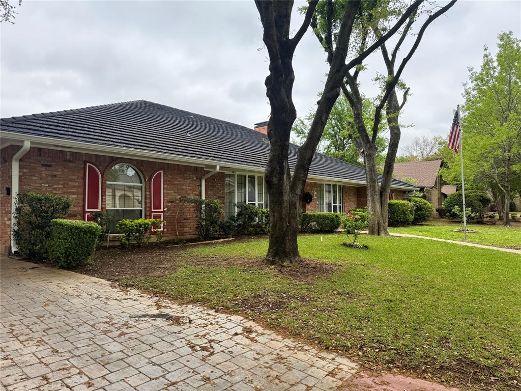 2002 Shadow Ridge Drive